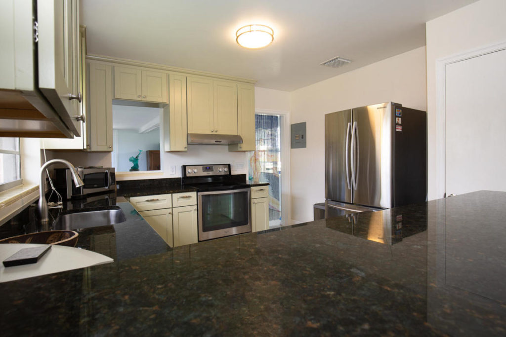 For Sale 1401 N O St Lake Worth Kitchen 2