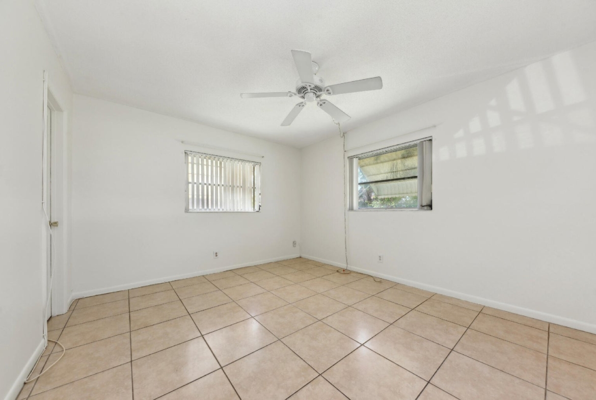 2412 NE 2nd Court Boynton Beach bedroom