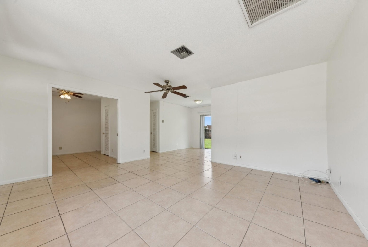 2412 NE 2nd Court Boynton Beach living dining room