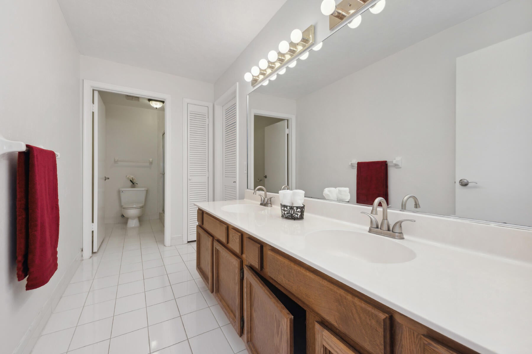 1465 SW 25th Avenue B Boynton Beach Townhome bathroom