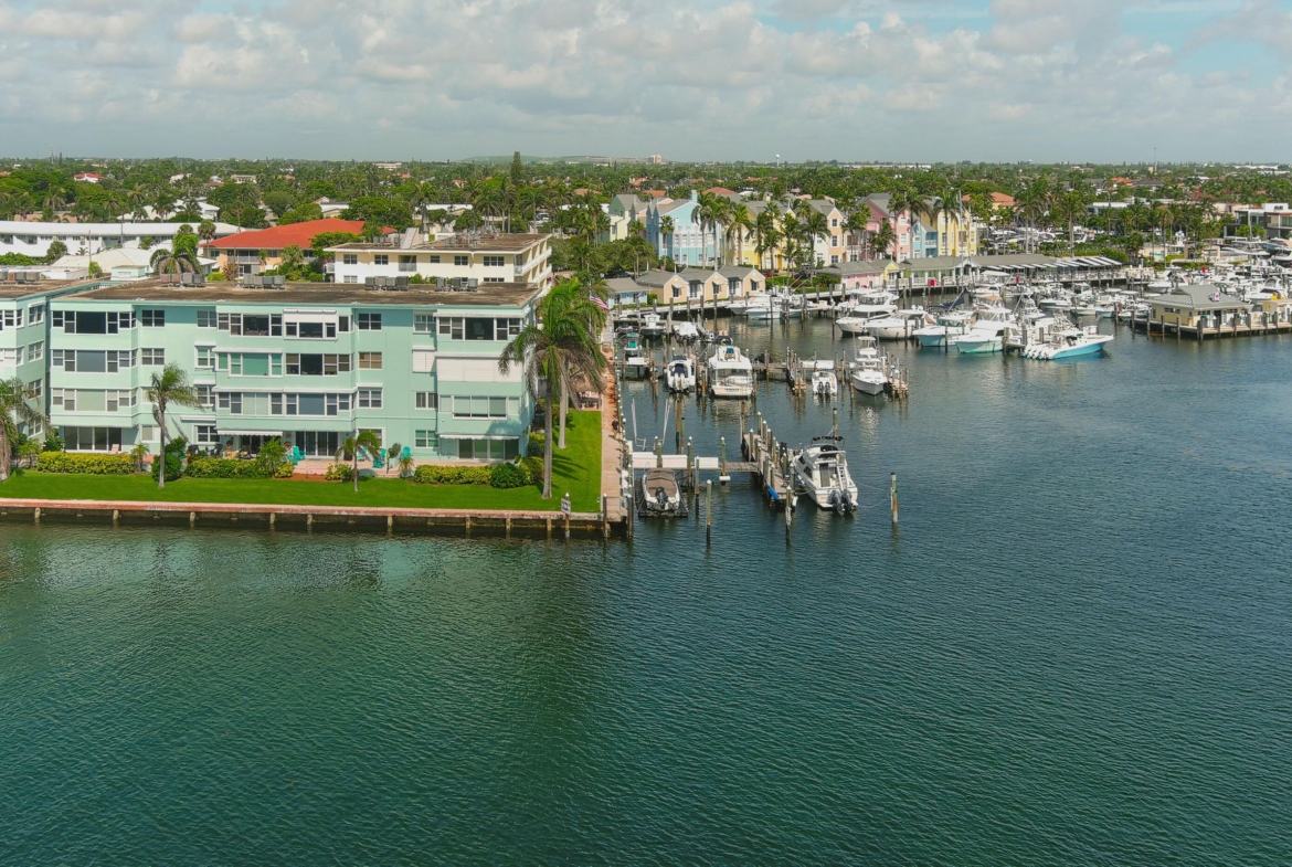 2800 NE 30th Avenue 9a Lighthouse Point, FL 33064 location