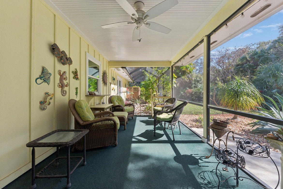 8816 SE May Terrace Hobe Sound, FL 33455 lanai