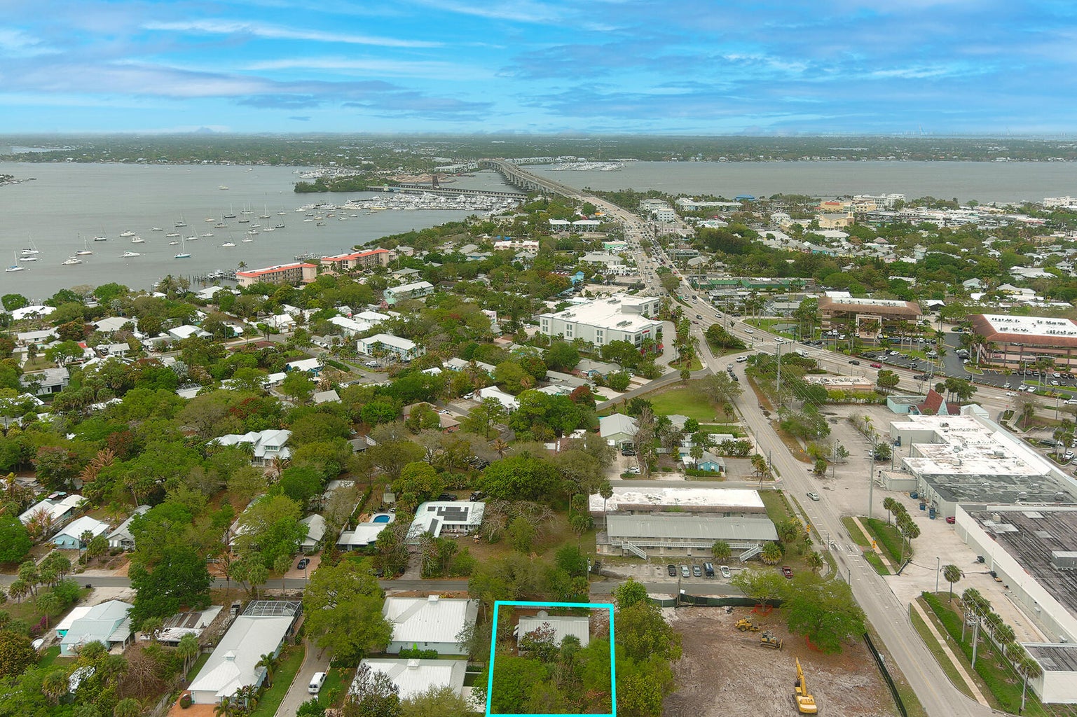 521 SW Halpatiokee Street Aerial View