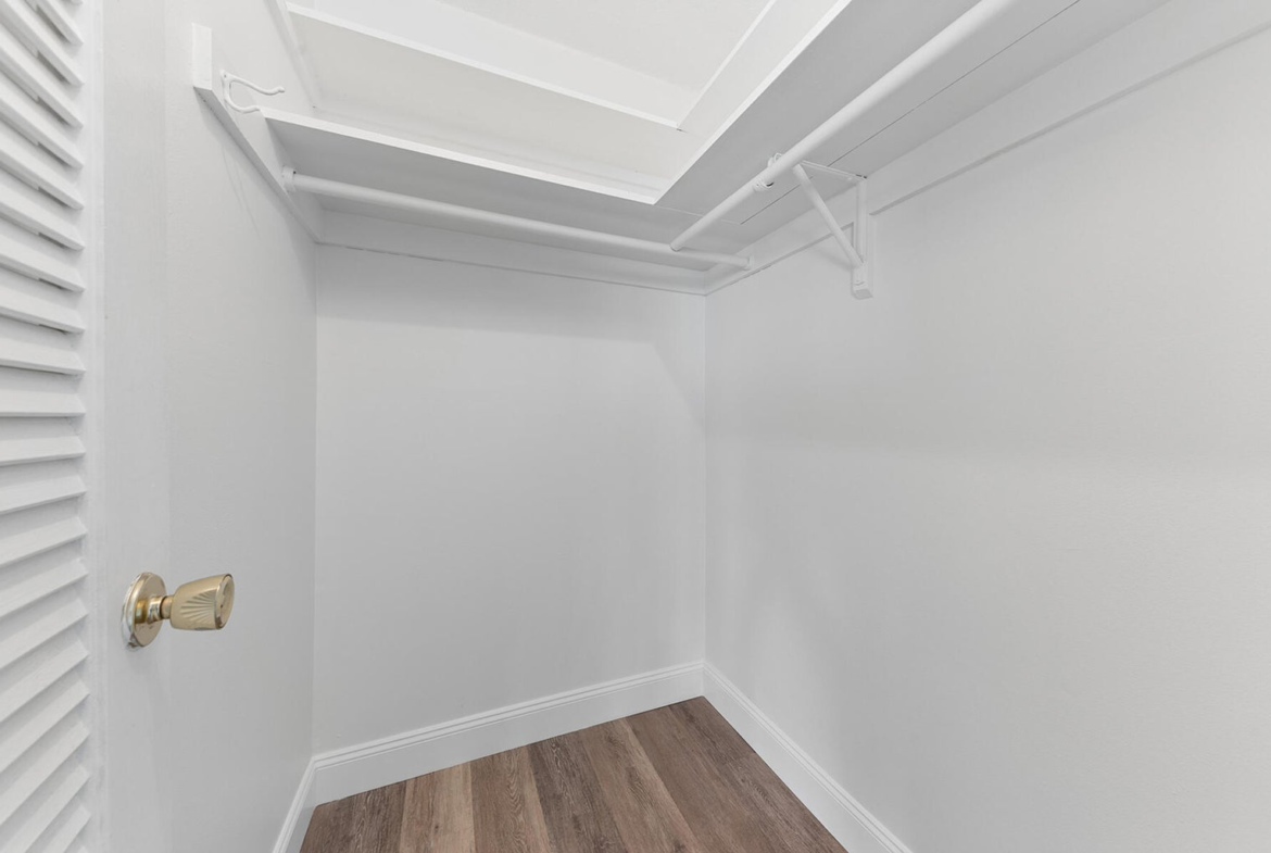 255 High Point Ct Unit C, Boynton Beach closet