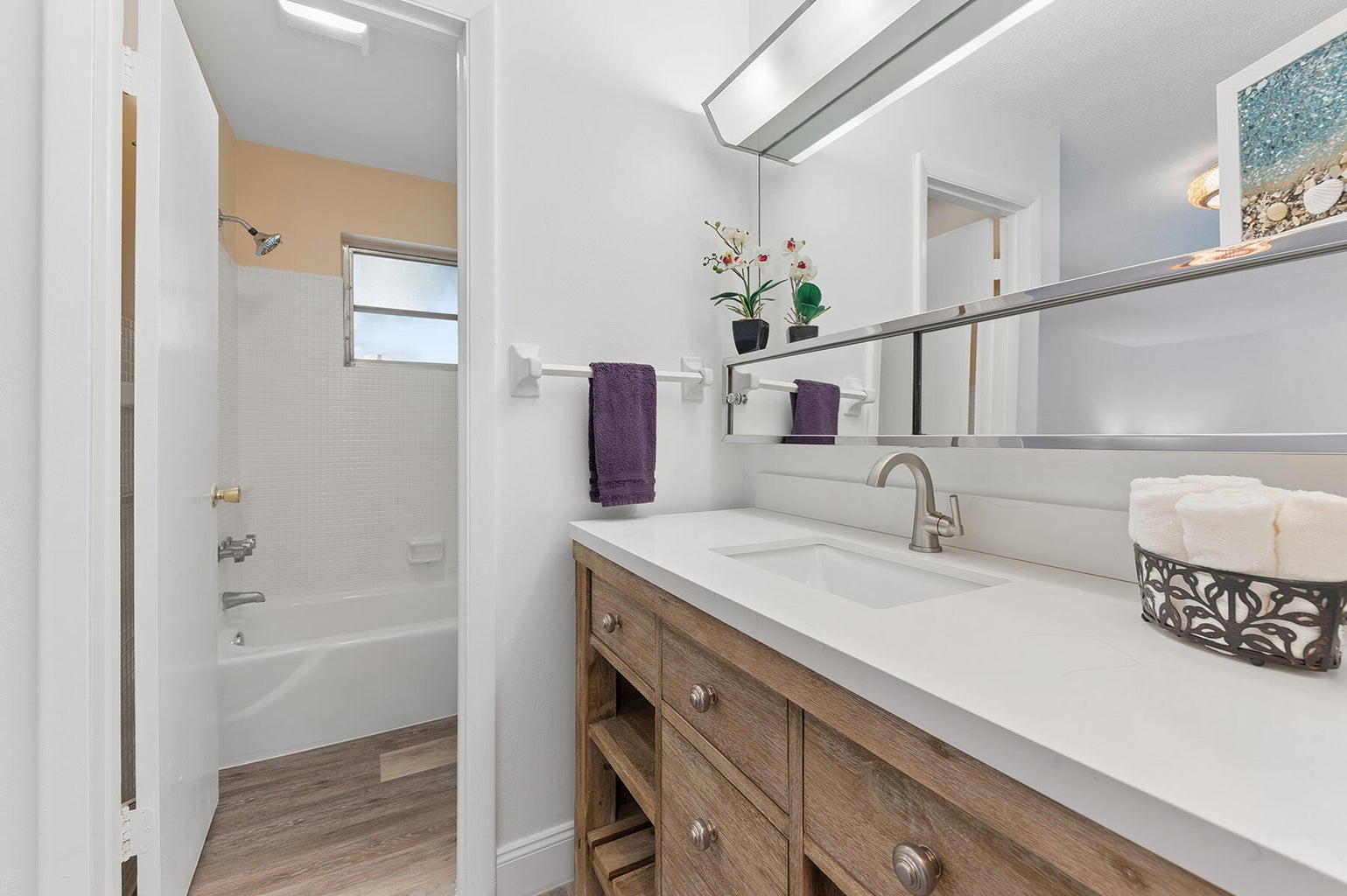 255 High Point Ct Unit C, Boynton Beach Guest bathroom